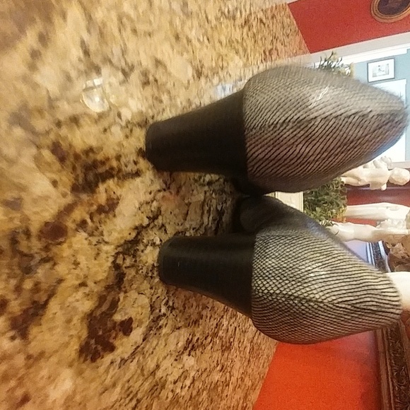 Croft & Barrow Blue Dress Shoes, SIZE 10 - Picture 4 of 5